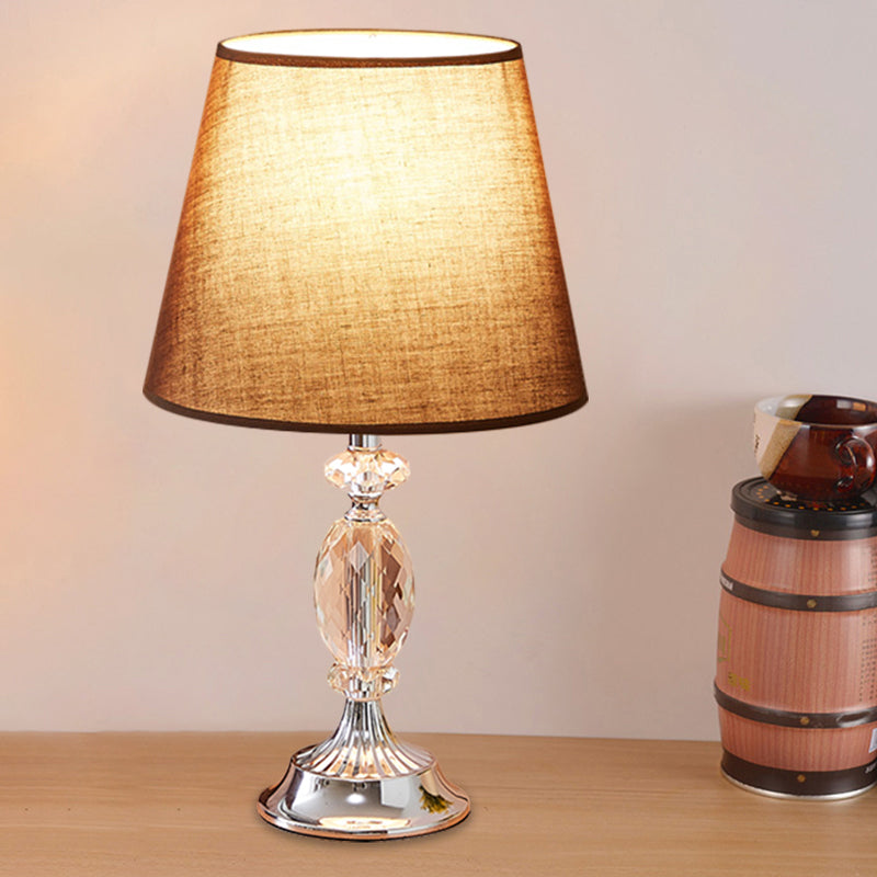 LuxLicht - Lámpara de mesa de diseño con grifos toelopende vorm y facetgeslepen glassen blokken