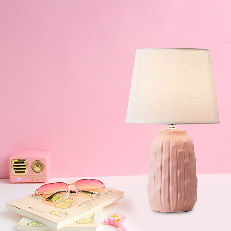 Eclat - Lámpara de mesa de diseño con grifos toelopende kap y cilindrische keramische voet