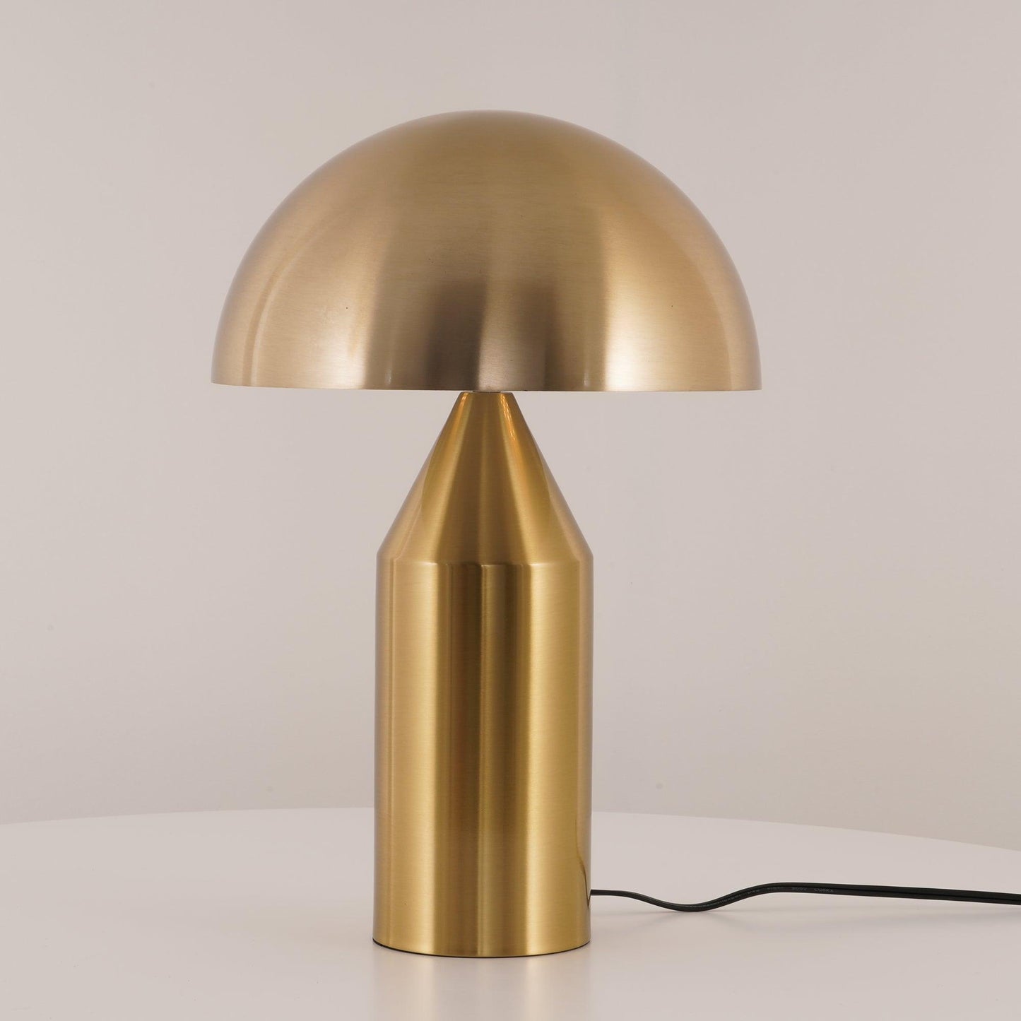 Lámpara de mesa de metal Atollo