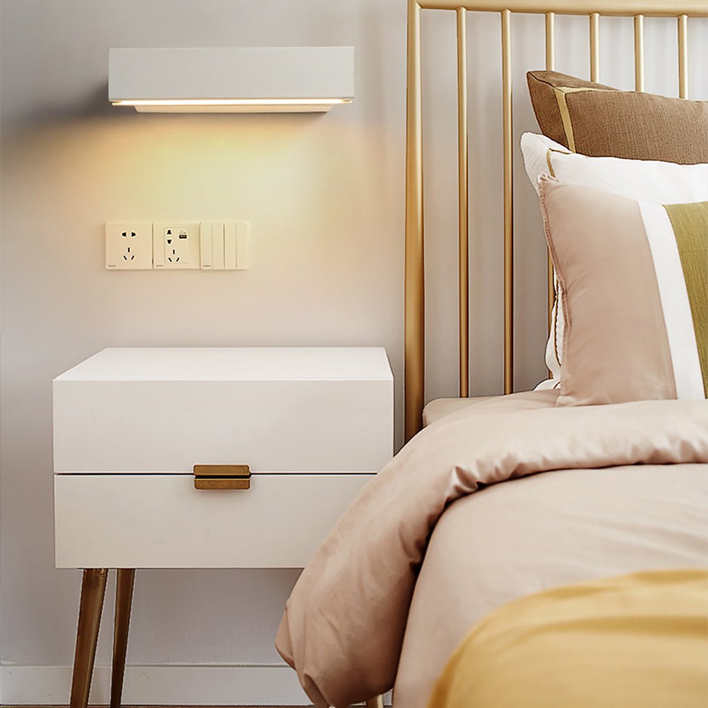 LuxeGlow - Lámpara de pared LED minimalista con diseño dramático