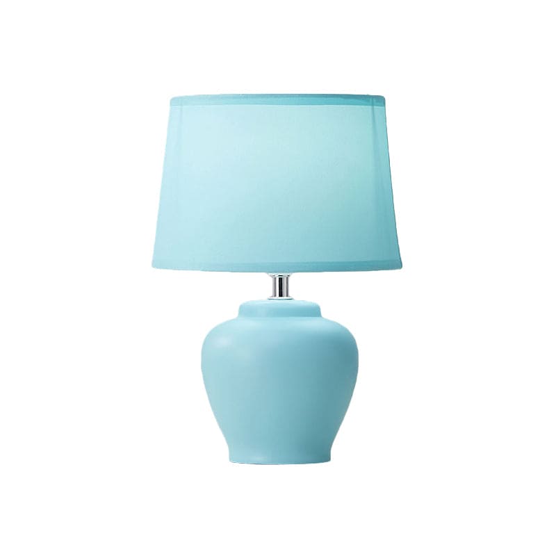 LisaLight - Nordic Fabric Tapered Bedside Lamp met keramische vaasvoet