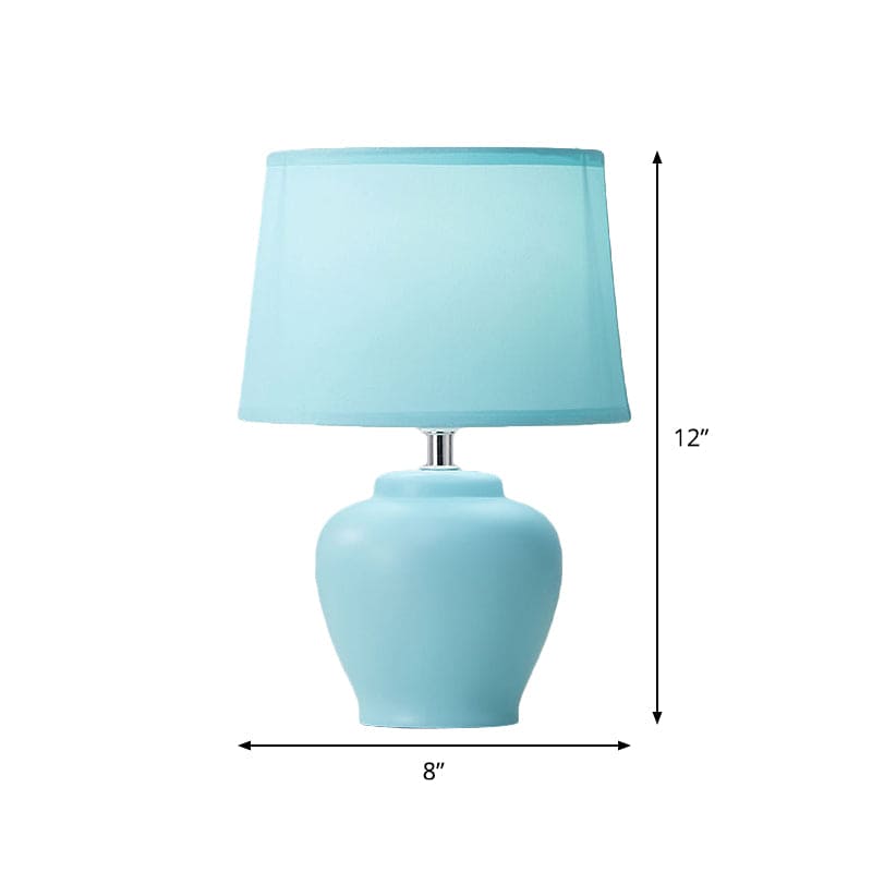 LisaLight - Nordic Fabric Tapered Bedside Lamp met keramische vaasvoet