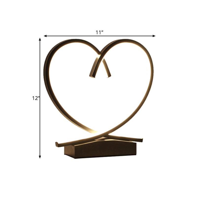 HeartWood - Houten nachtkastje met liefdevol hart