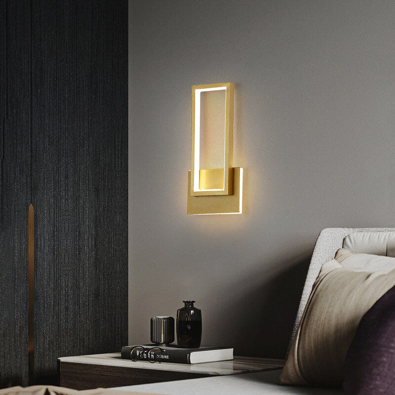 LumiDazzle - Luxe gouden LED wandlamp met minimalistisch design