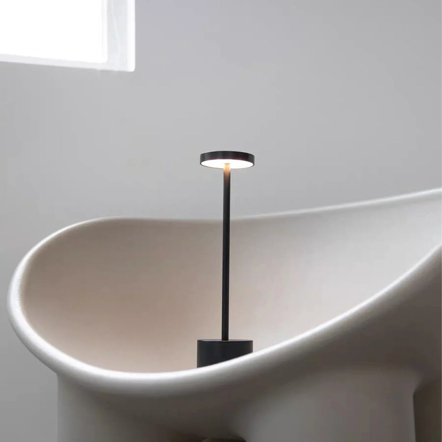 TouchGleam - Lámpara de mesa LED con sensor de luz