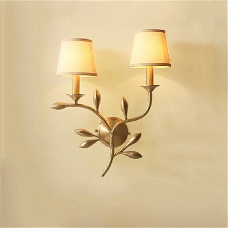 LumiFlora - Moderne wandlamp met 1 arm en plantenmotief van stof