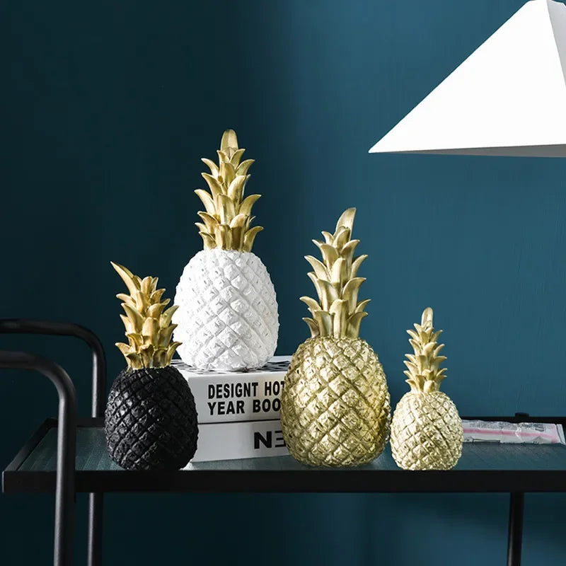 LumiPine - Gouden Ananas Woondecoratie